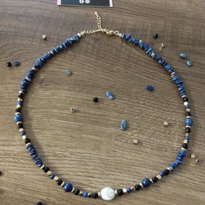 collier tour de cou lapis lazuli onyx facette hématite dorée oeil de sainte Lucie, chips de lapis, fermoir chaine d'extension en acier inoxydable
